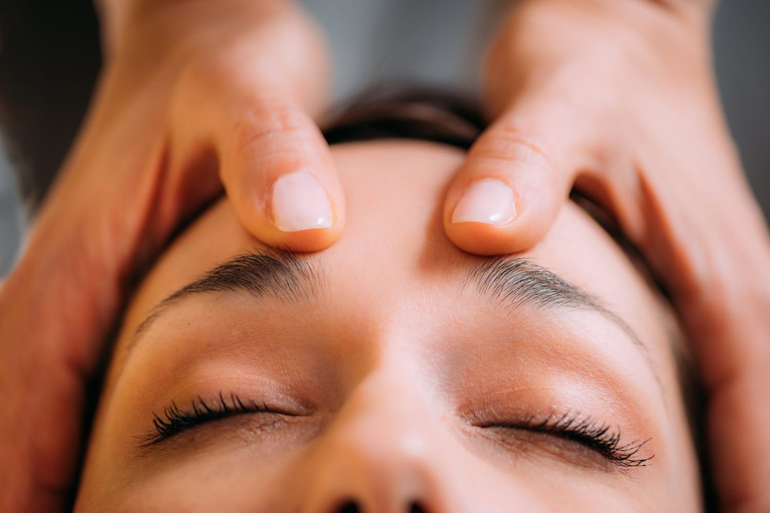 séance de réflexologie faciale